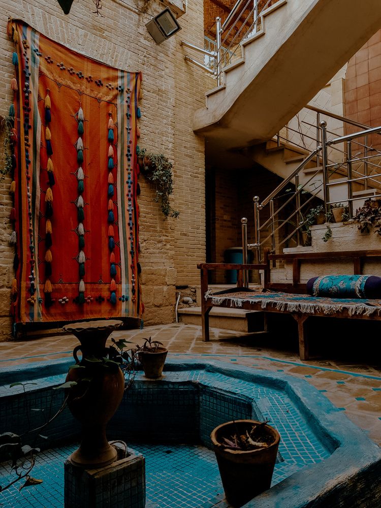 Photograph by Koroshmahdi Azarakhsh