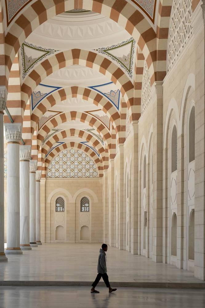 3 minutes of a mosque's passage