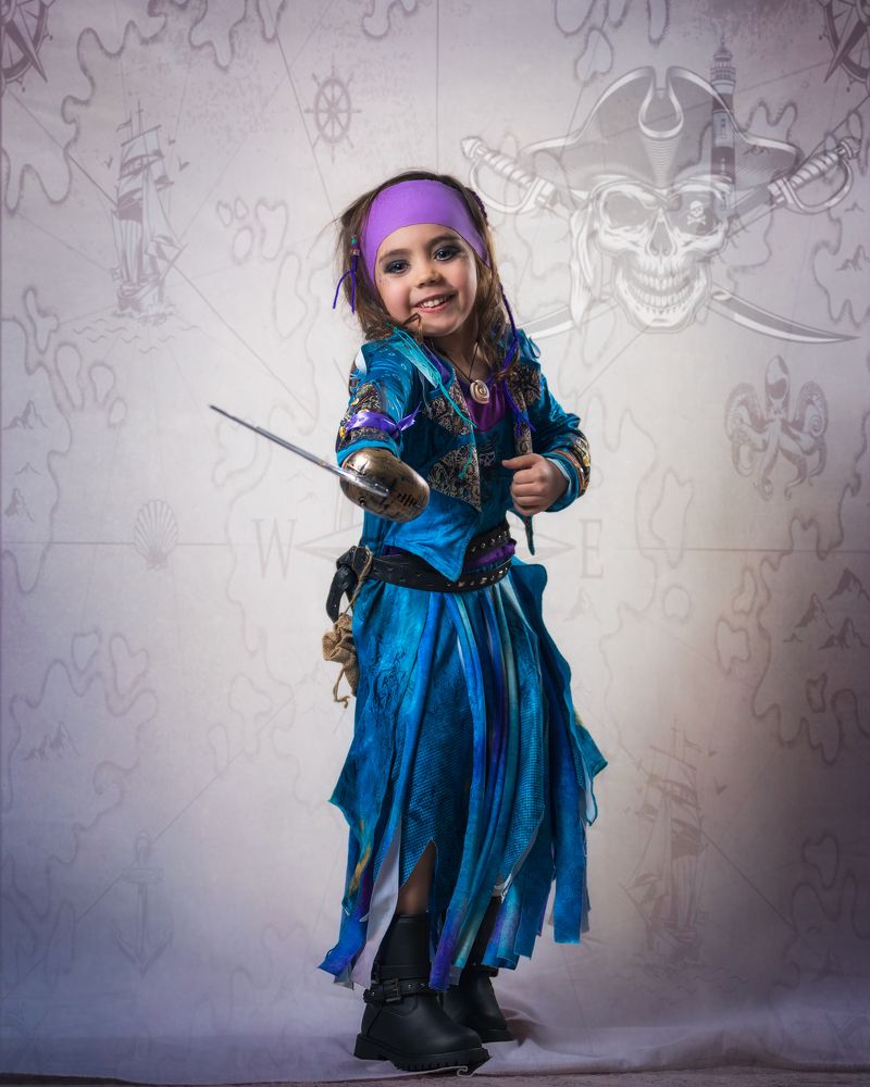 Pirate family is a studio