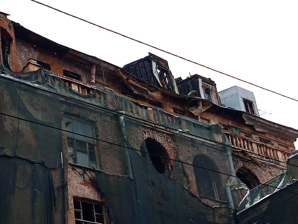 Непарадный Петербург.Дом Басевича