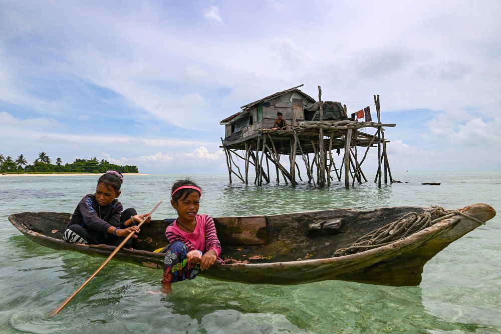 Photograph by Roslan Alias