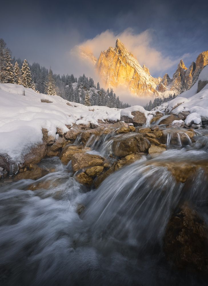 Photograph by Roksolyana Hilevych