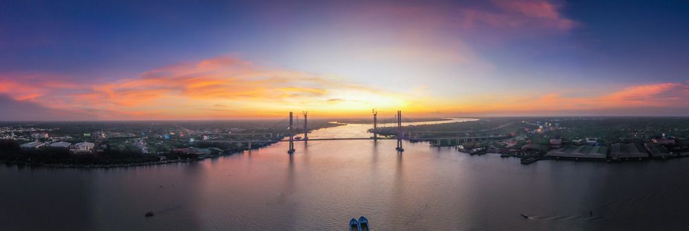 Photograph by Anh Nguyen