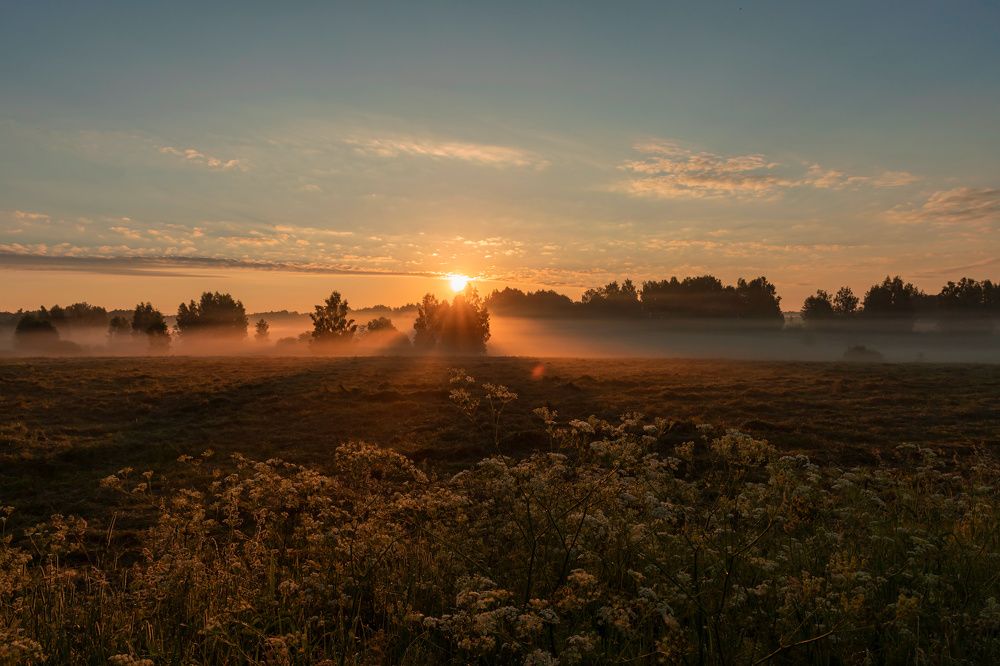 На рассвете