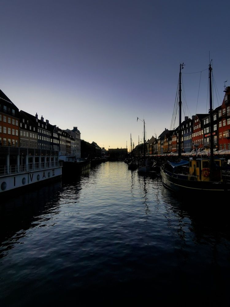 Photograph by Jiunn Tan