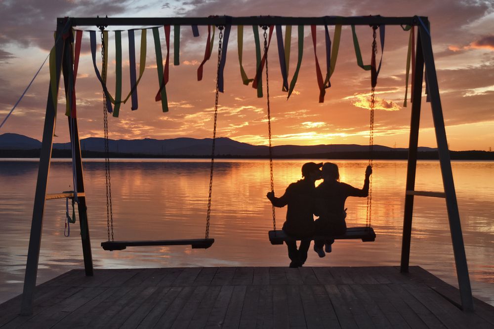 Поцелуй на закате