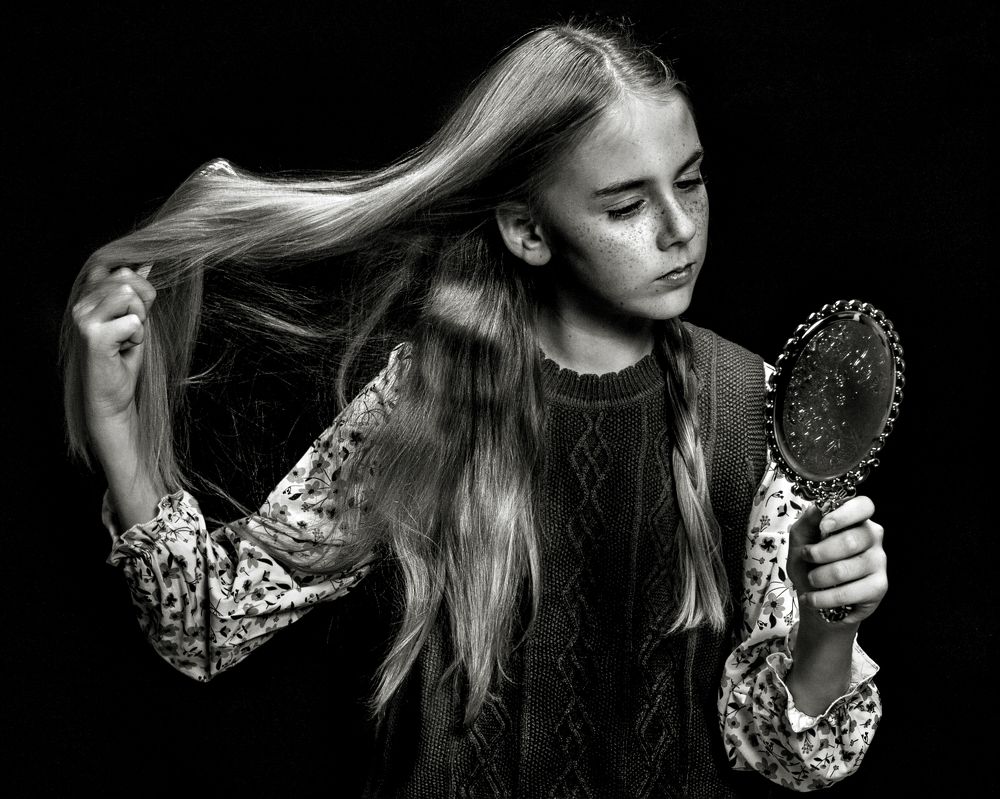 Photograph by IREN TOVMA