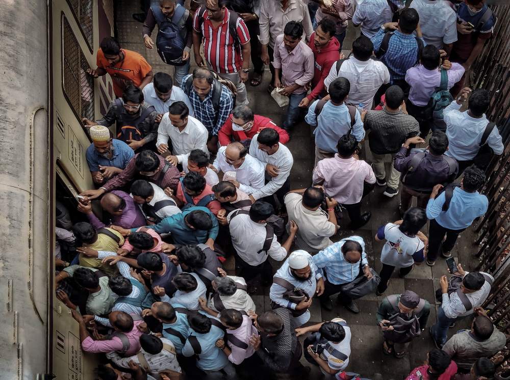 Early Morning Rush in Mumbai