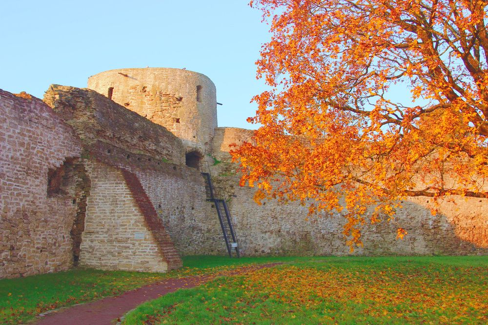 Изборская крепость, Псковская область