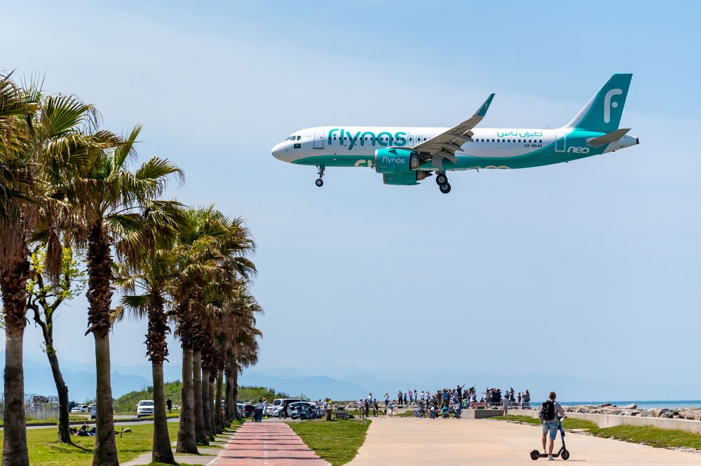 Photograph by Anton Leonchikov