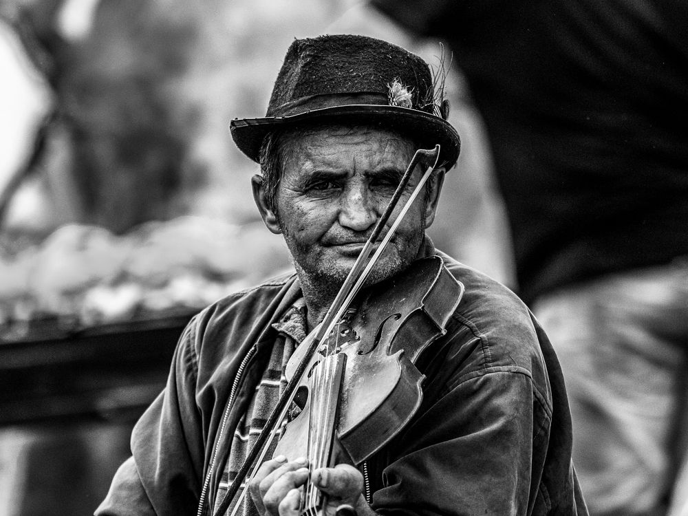 Photograph by Laurentiu Lupascu