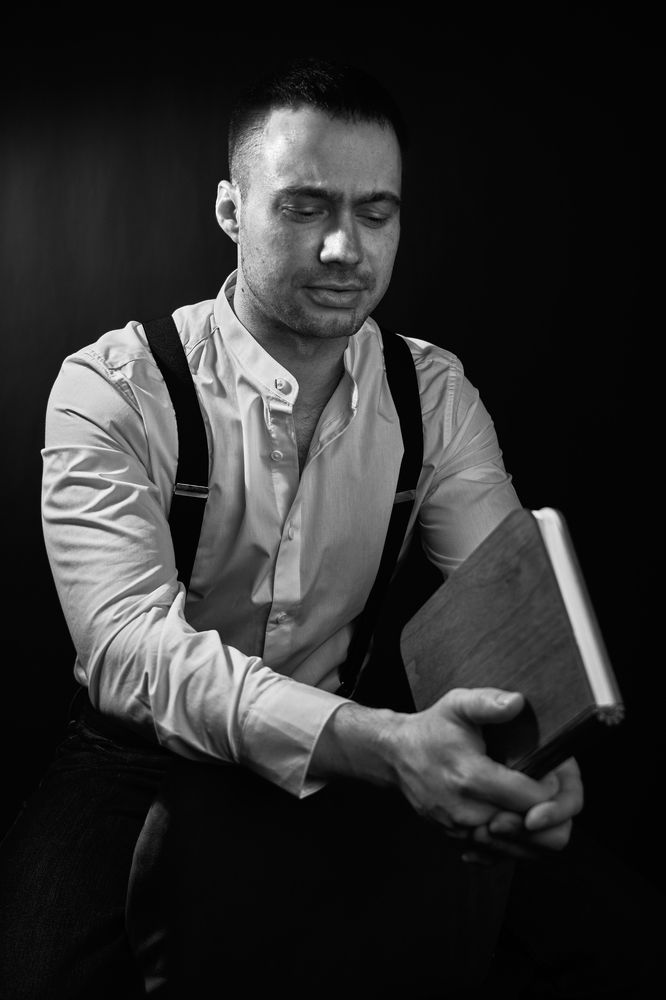 Photograph by Yuli Lerou