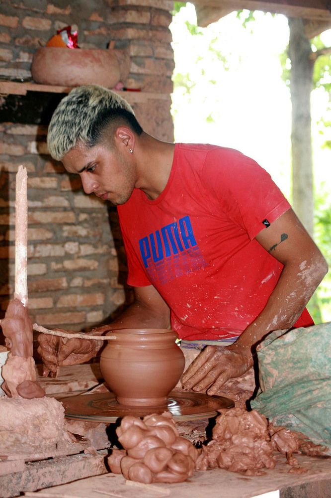 Artesano de Areguá