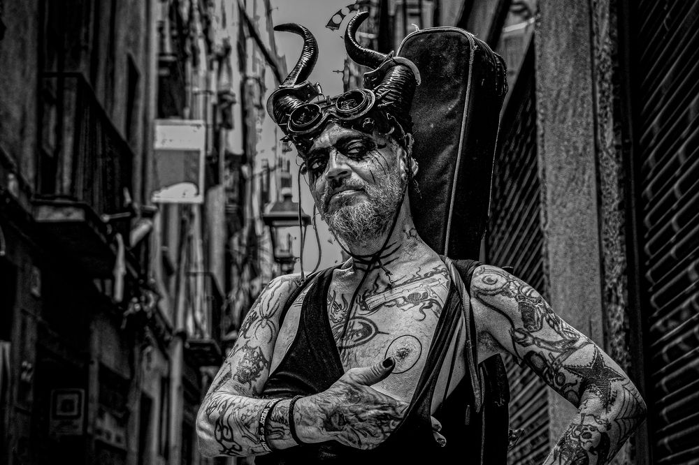 THE WANDERING MUSICIAN