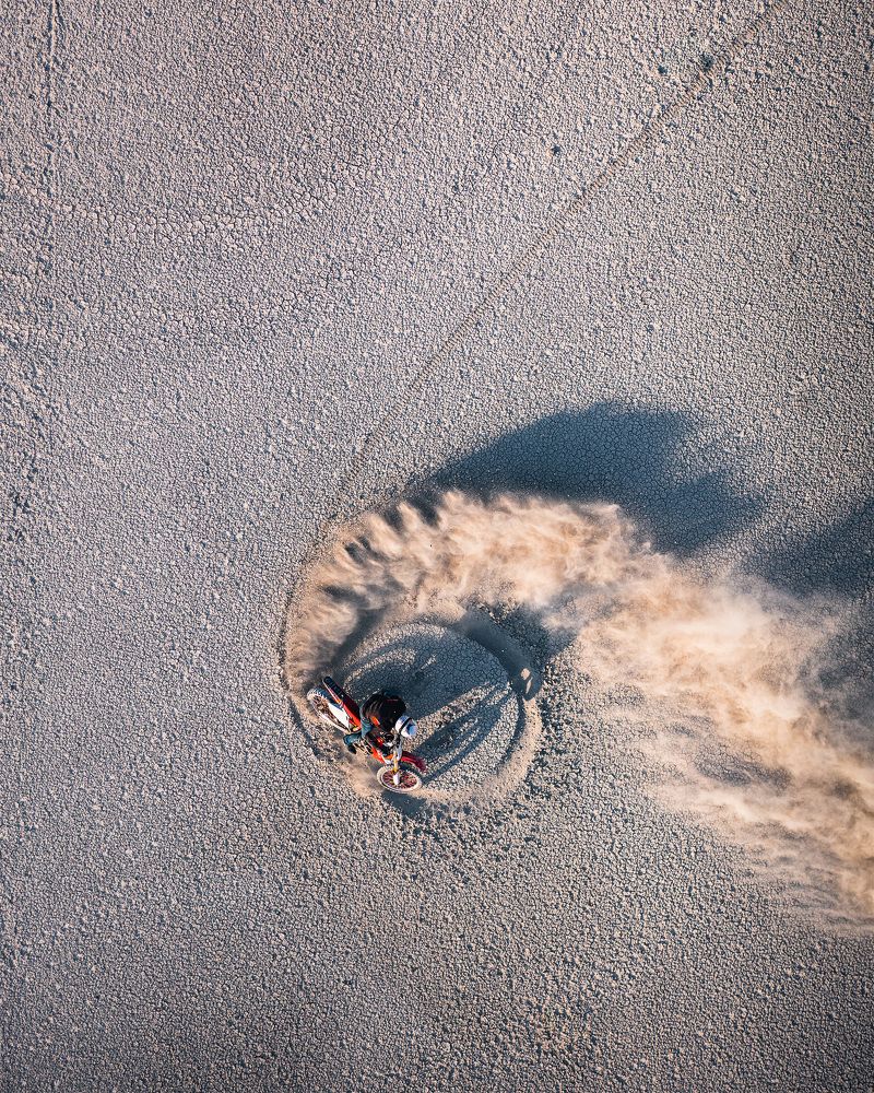 Photograph by Bahadir Sansarci