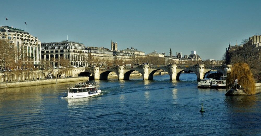 Париж-город мостов