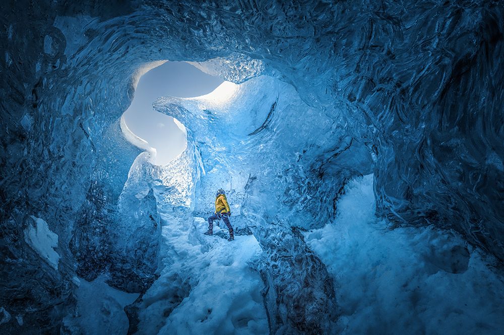 The man in the blue worlds