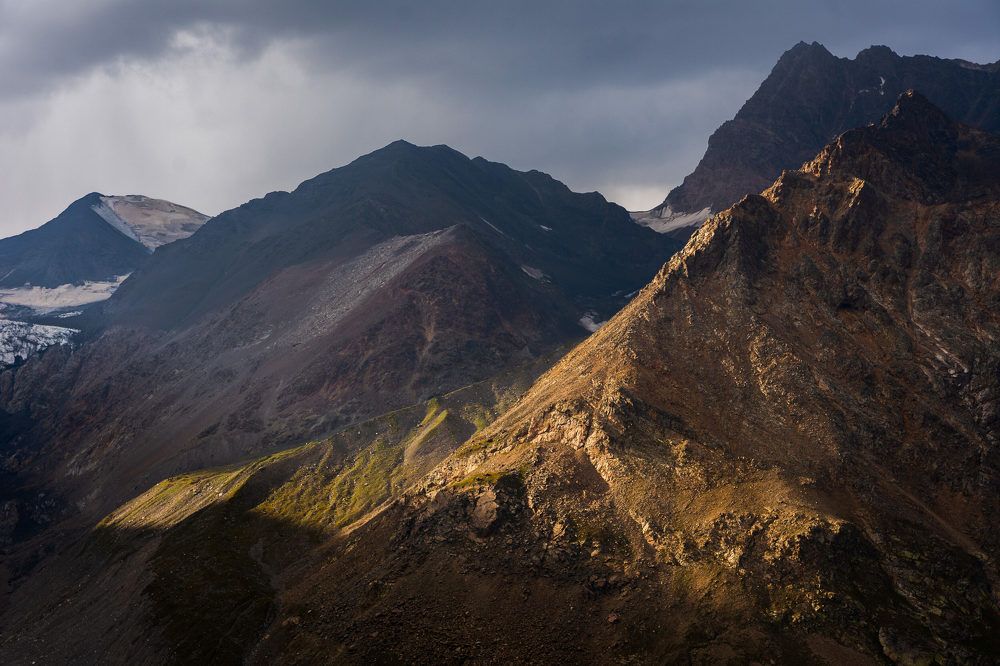 Закат в Кавказских горах