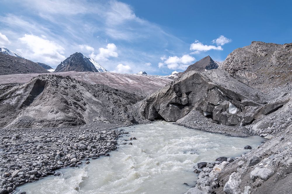Исток горной реки