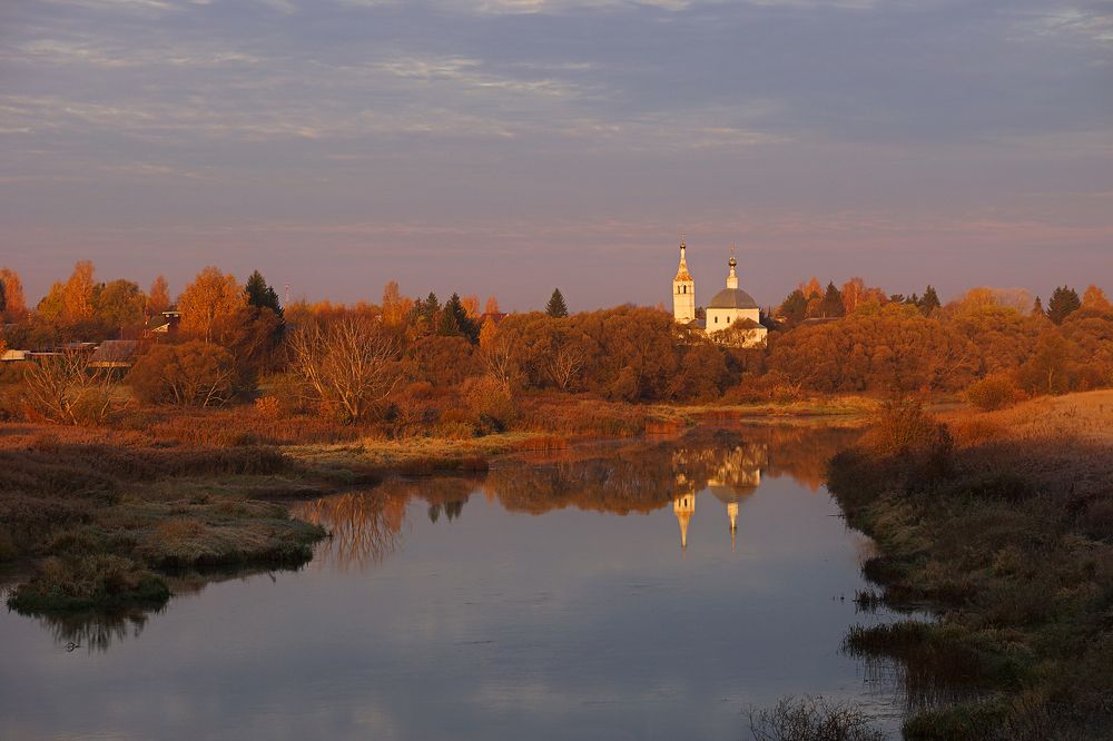 Утро красит нежным светом...