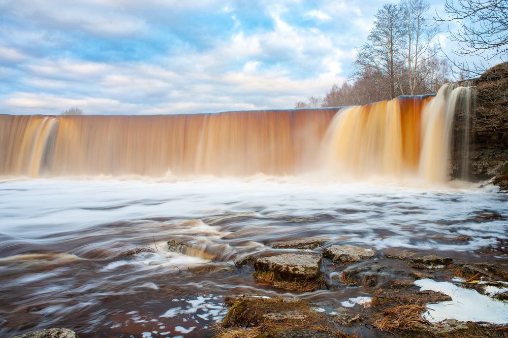 Photograph by Andres Papp