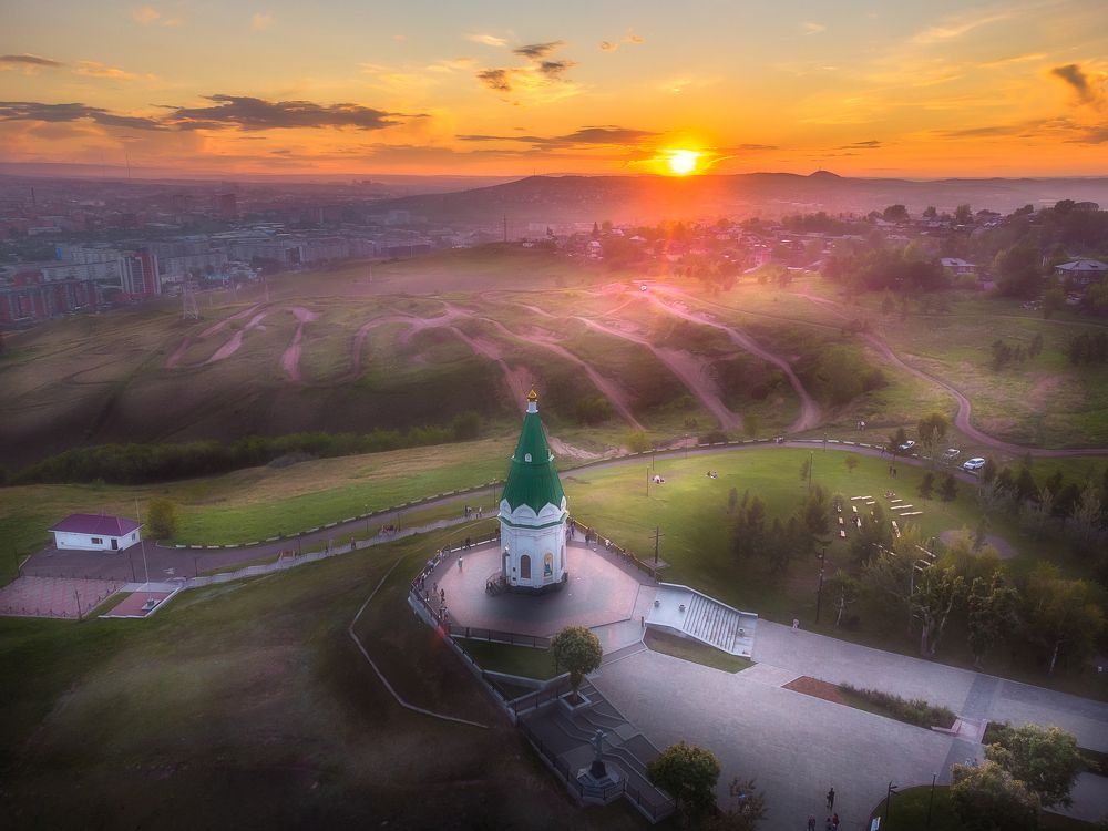 Часовня Параскевы Пятницы на закате