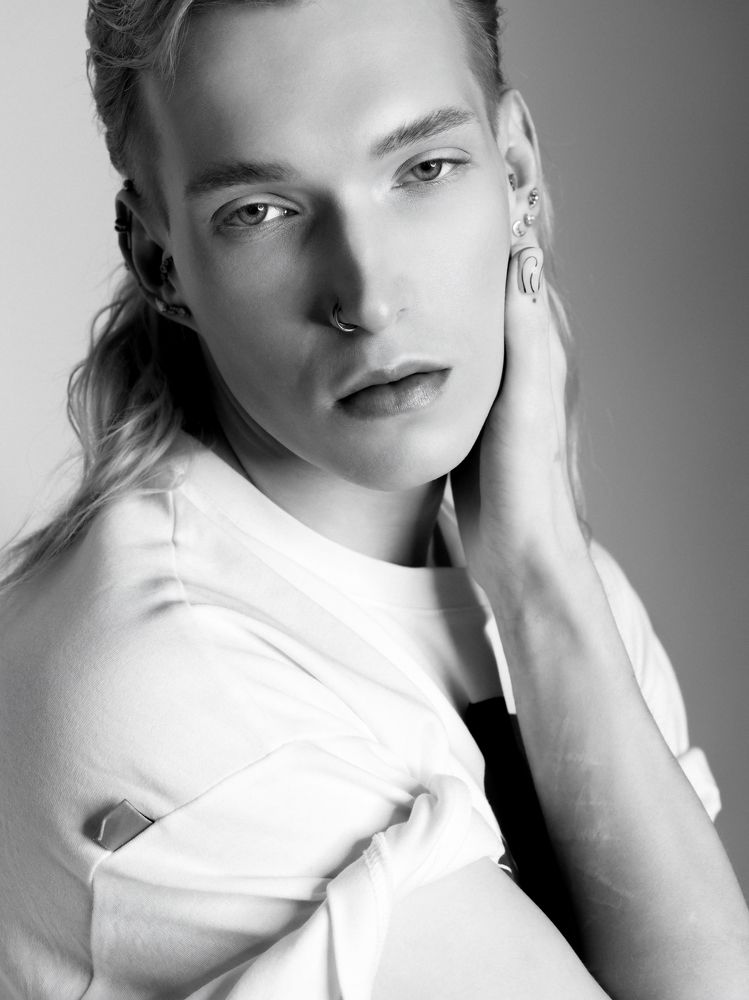 Photograph by Slava Belyi