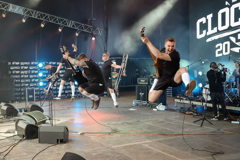 Концертный джампинг!