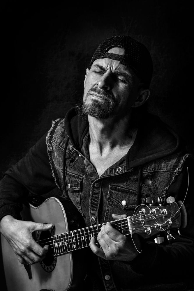 Expressive guitarist - Экспрессивный гитарист