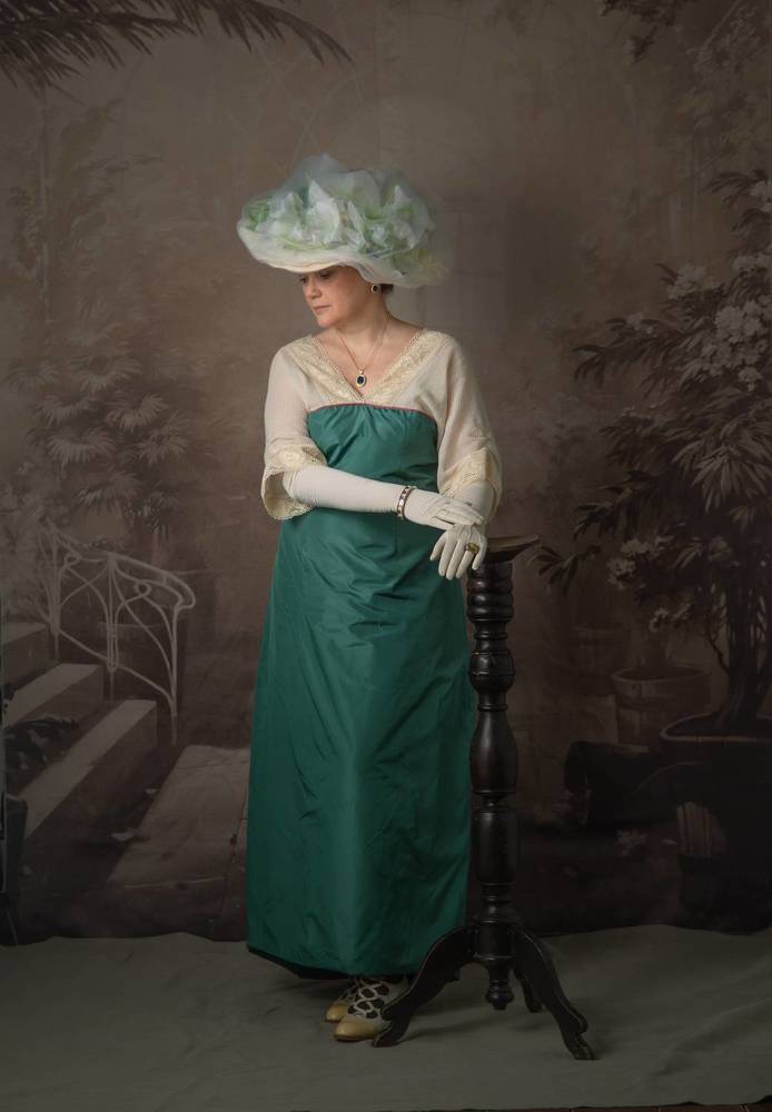 Студия в стиле дореволюционного