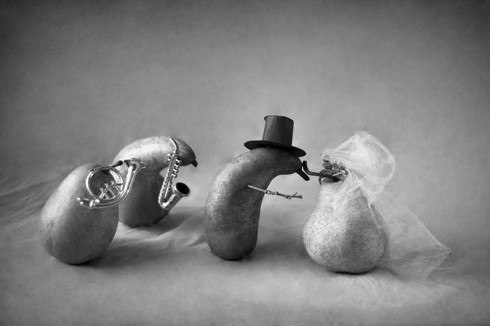 Предложение руки и сердца.