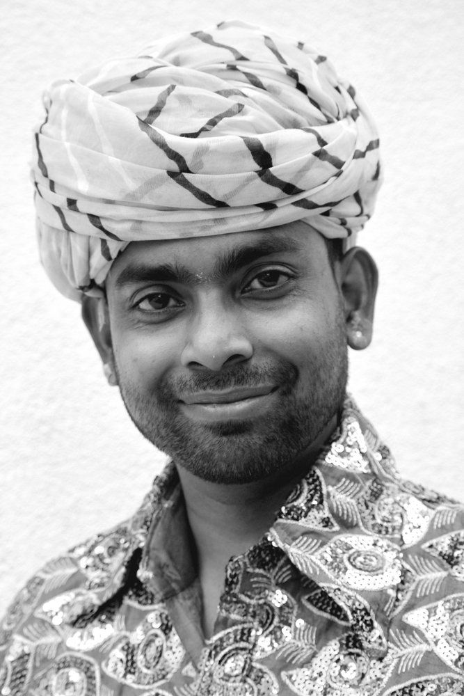 Портрет на артист от Индия