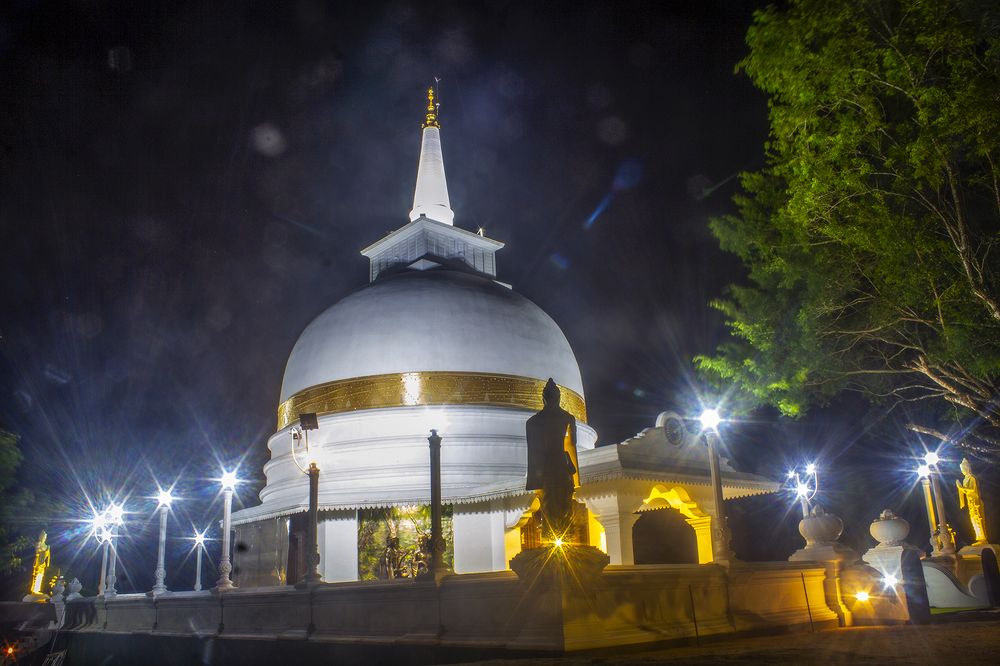 Фотография автора Maliyadewa Wadupola