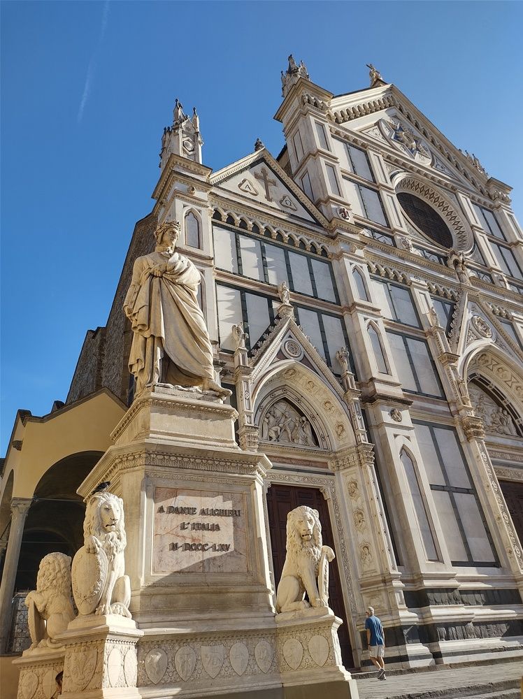 Photograph by Lina Invers