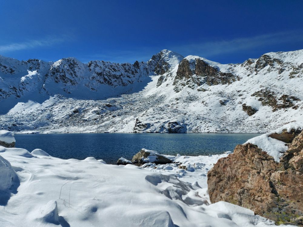 Голубое Муруджинское озеро