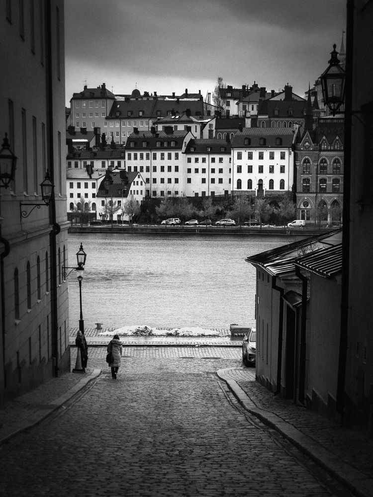 Photograph by Ruslan Pryimak