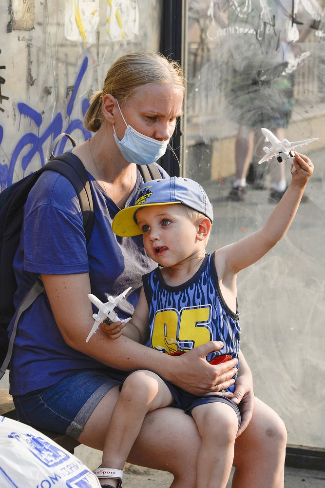 Мама, я полетел.