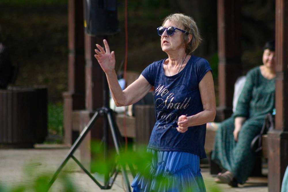 Танцуют все!