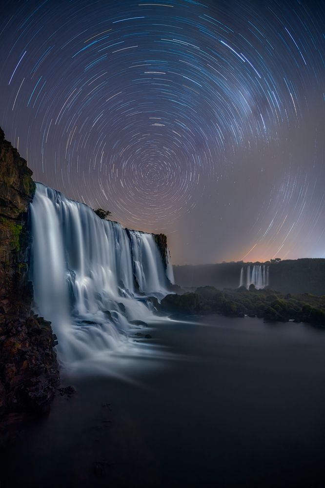 Star trails and Santa Maria falls