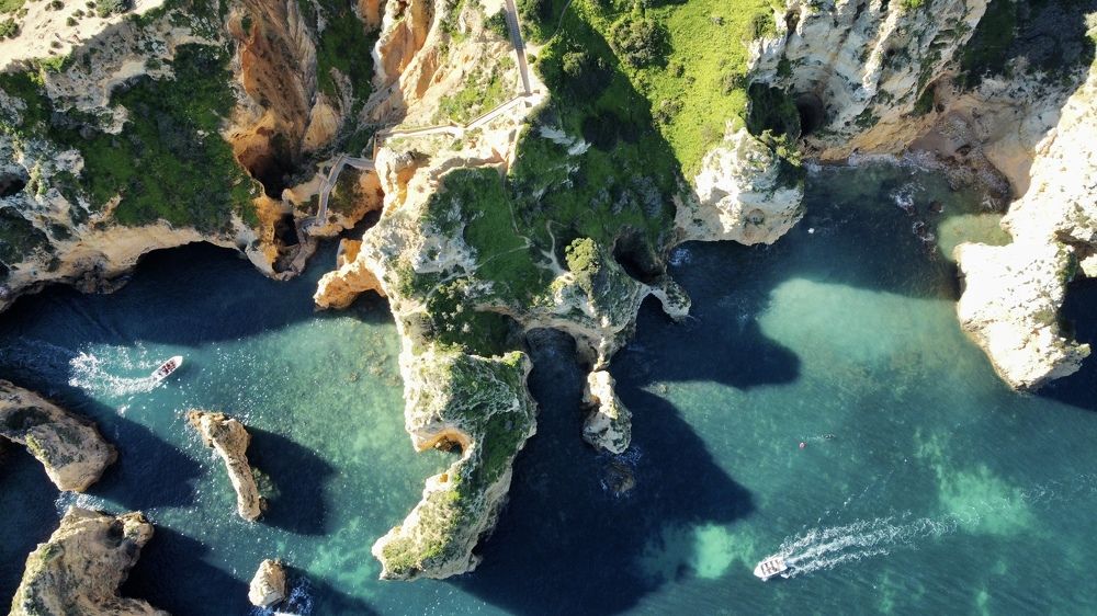 Photograph by Renate Tompsone