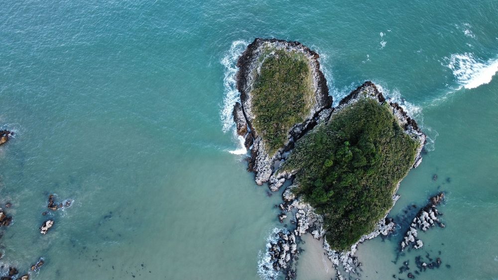 Photograph by Renate Tompsone