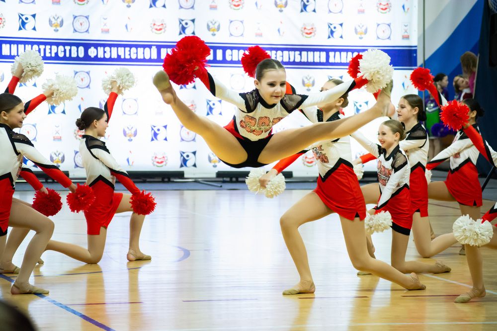 Чирспорт команда cheerNika клуб Nika