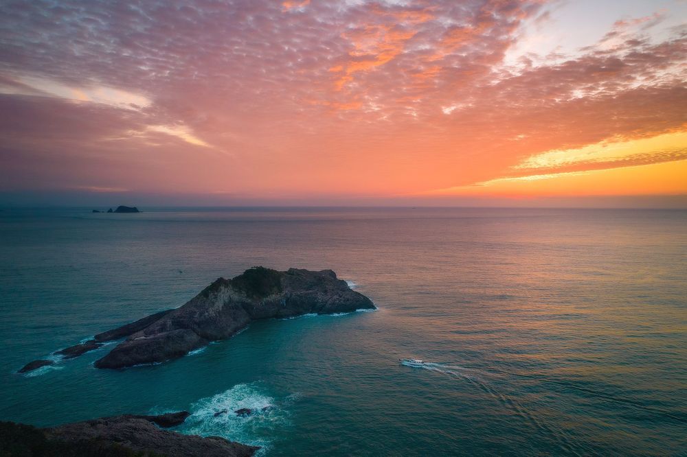 Photograph by Anh Vũ Nguyễn