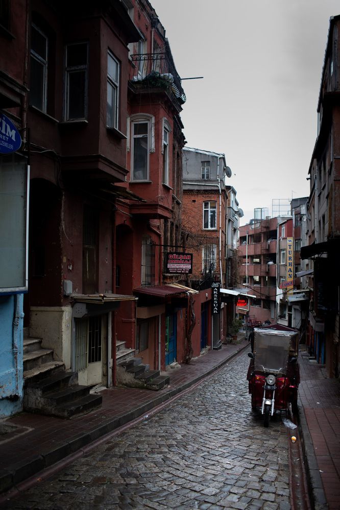 Photograph by Ruslan Dubinovskii