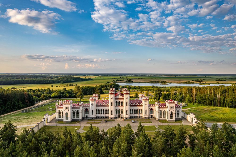 Pałac Pusłoŭskich u Kosavie, Biełaruś