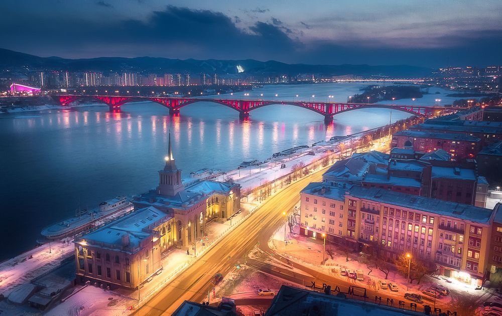 Город, уставший от зимы...