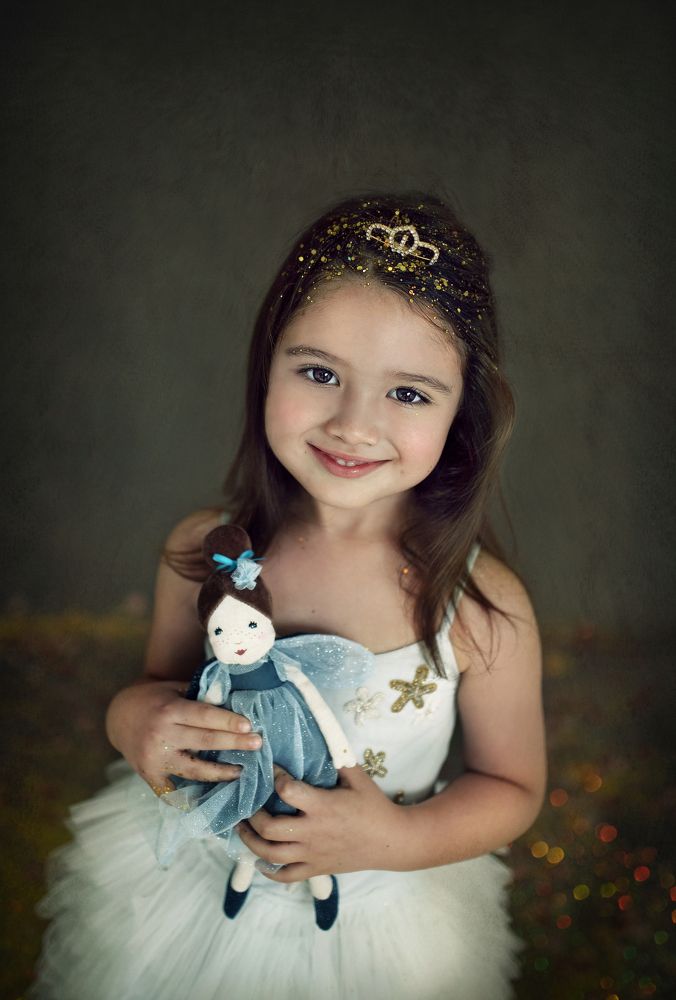 Some glitter, a princess and only natural light