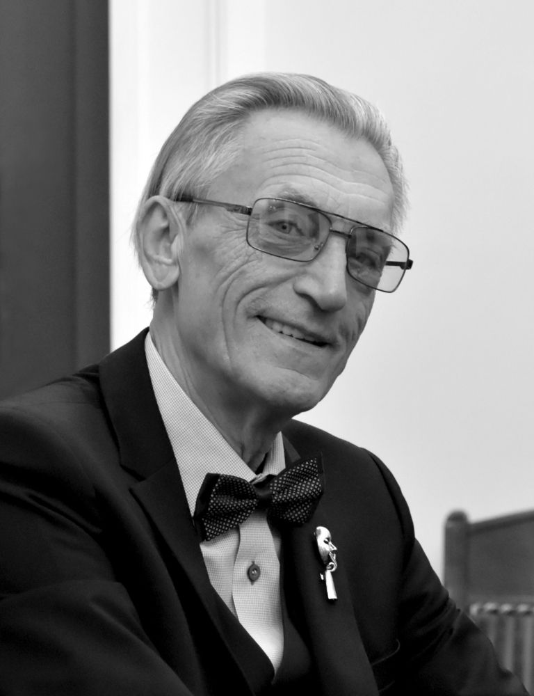 С оптимизмом!