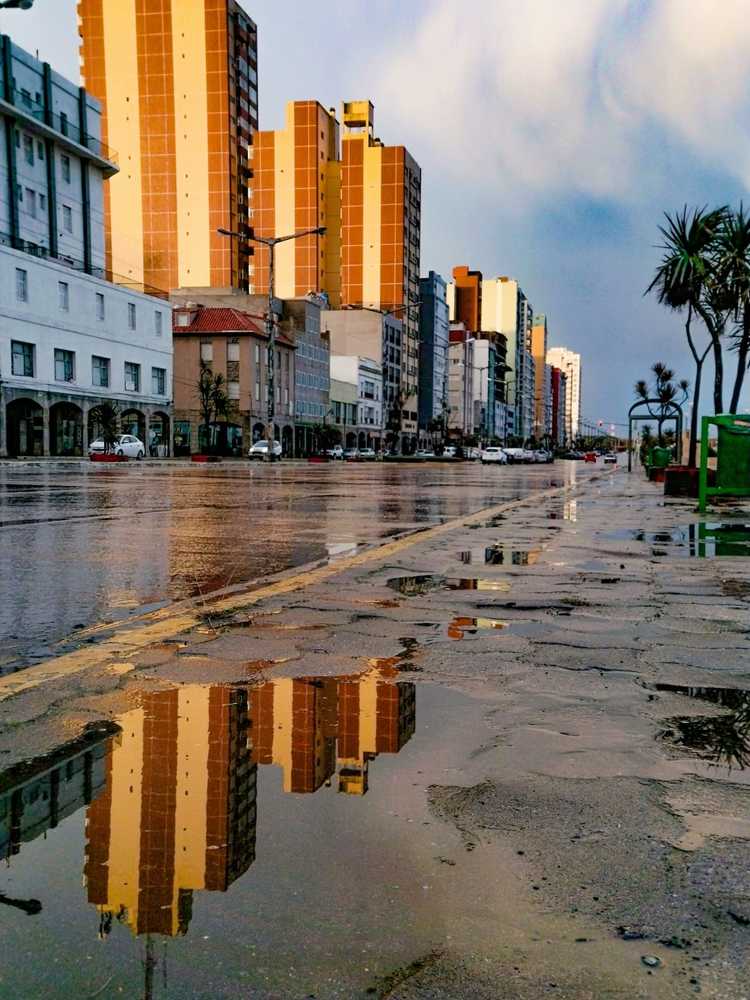 Espejo de lluvia Necochea