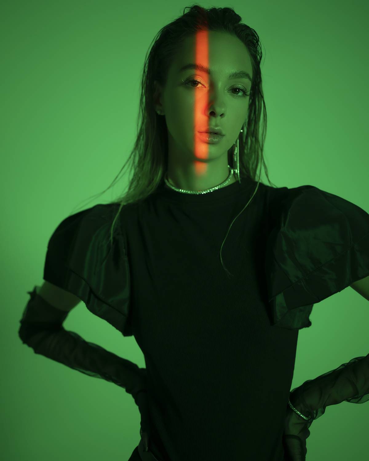 GREEN